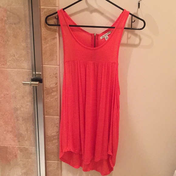 Tank top - Picture 1 of 3